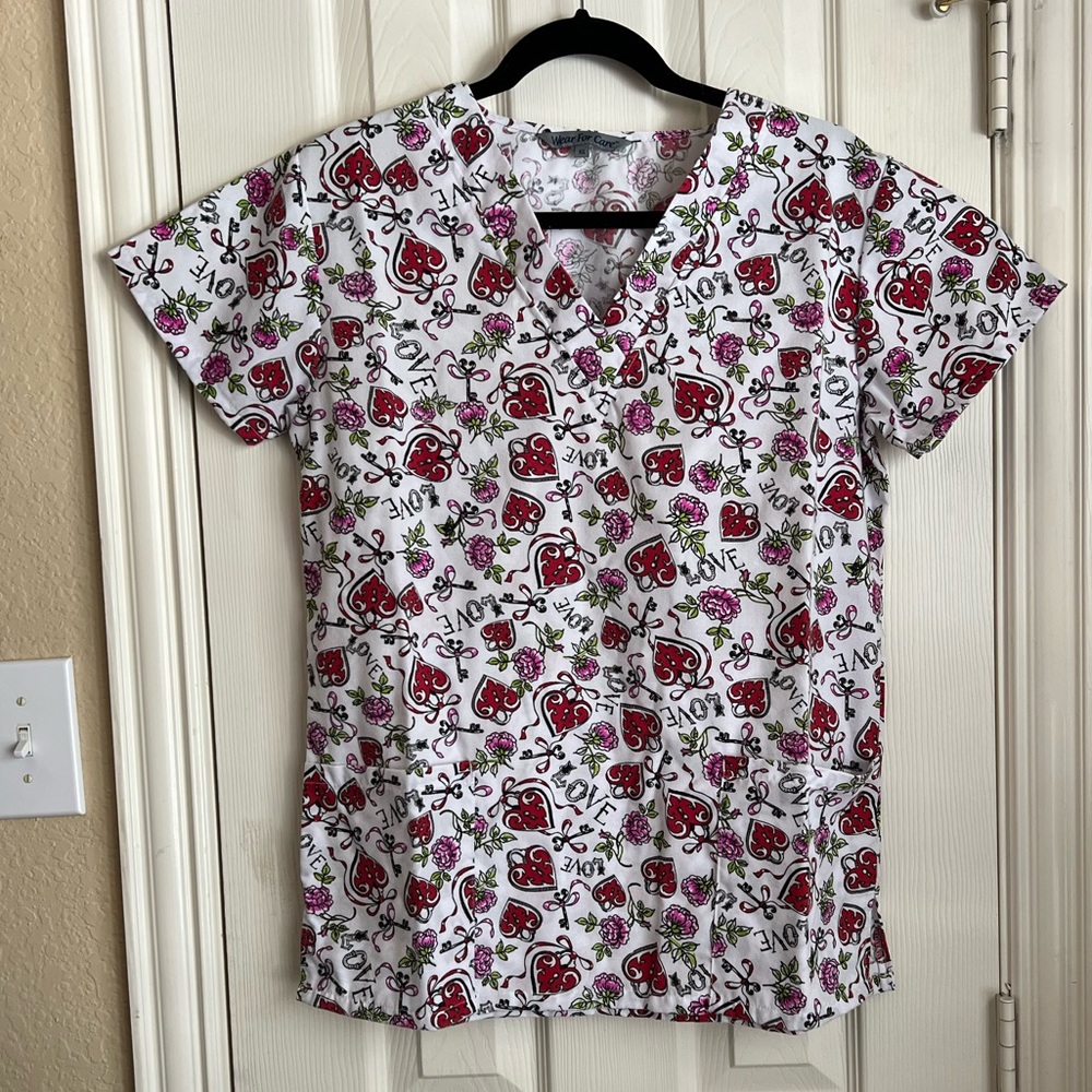 Love Heart Shapes V-neck scrub top